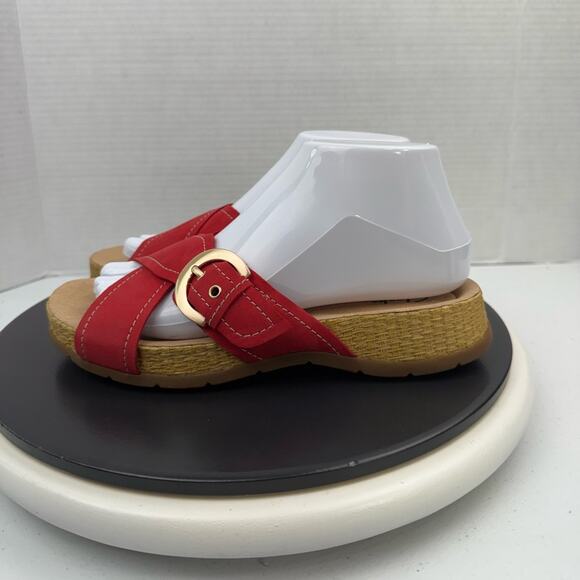 Clarks Reileigh May Sandals Womens Size 8M Red Nubuck Slide Slip On Shoes NEW - Picture 1 of 10